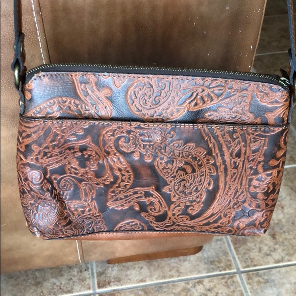 Patricia Nash Hans tooled bag. Med size - Picture 2 of 5